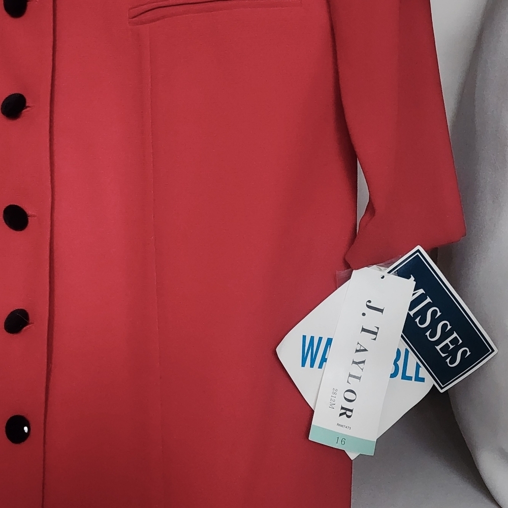 J. Taylor Red Sheath Dress W Black Velvet Collar & Buttons Long Sleeve Sz 16 NWT - Picture 6 of 11